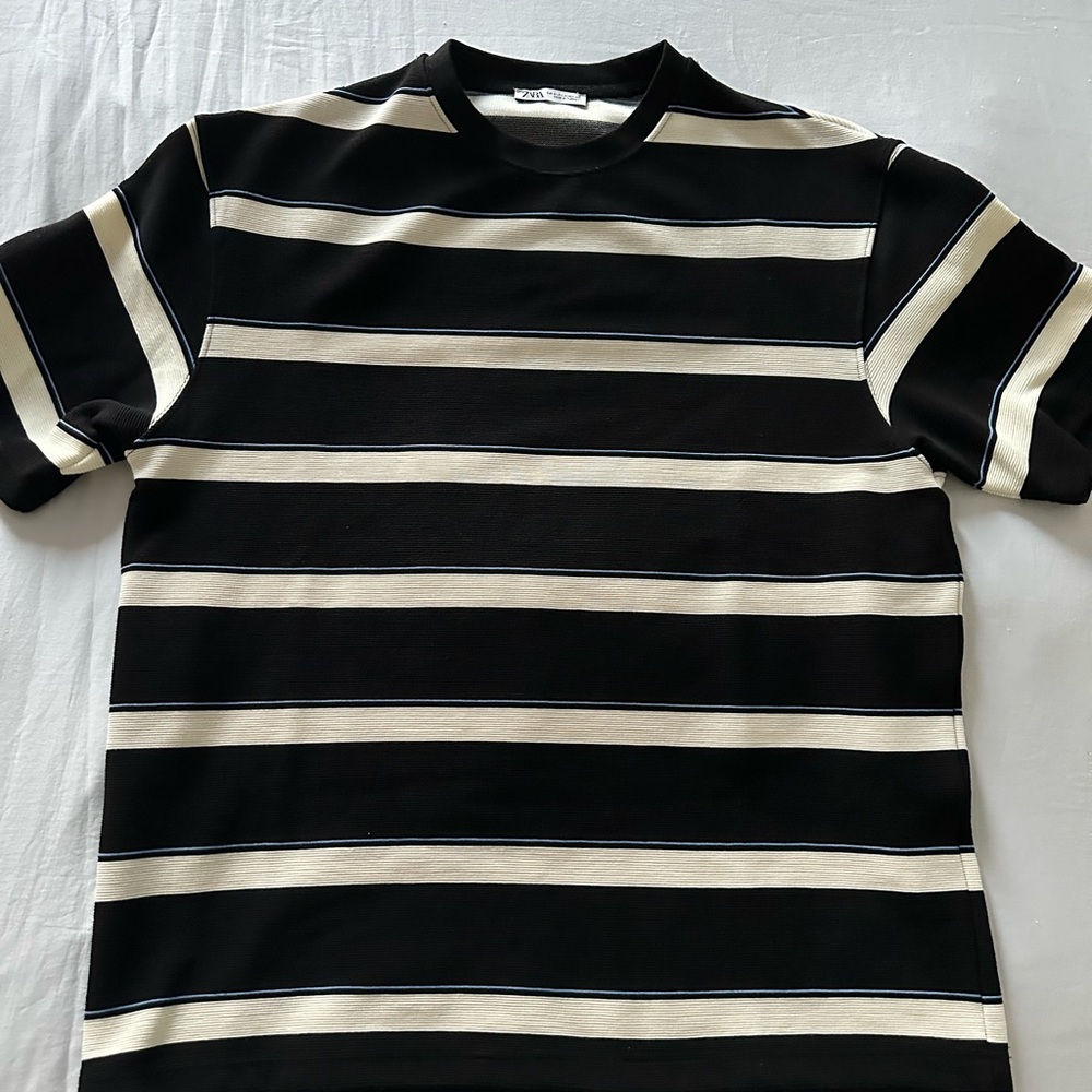 Zara Short Sleeve Black and Cream Striped Tee